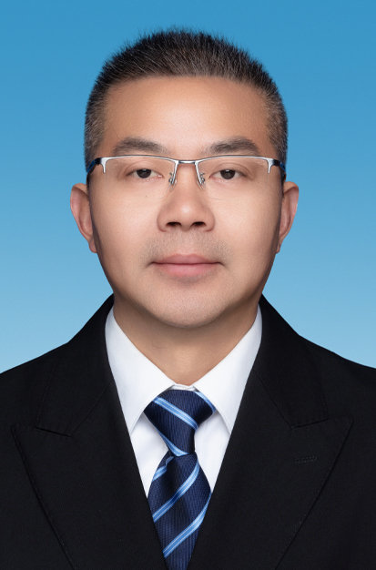 党组成员、副局长：贺 强