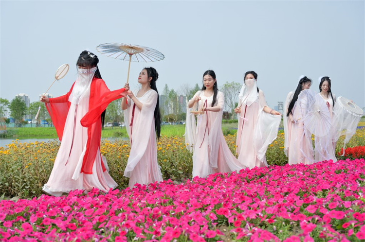 1684316381299469.jpg 33.jpg